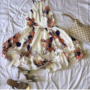 Cute flirty date brunch flower flowy romper